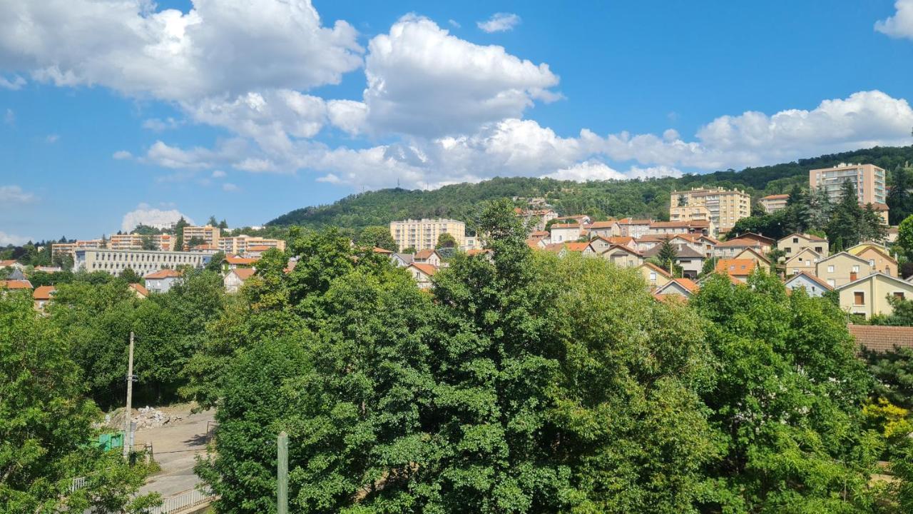 Residence Le Chantilly Vals-pres-le-Puy Exterior foto